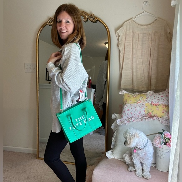 The tote green inspired fashion bag - Picture 4 of 12